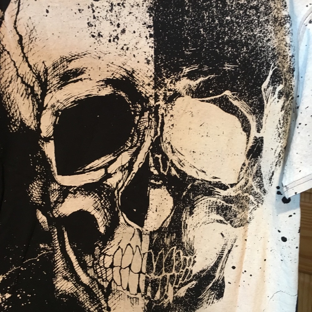 Men’s Spirit Skull 💀Halloween Tee Shirt. Size XL